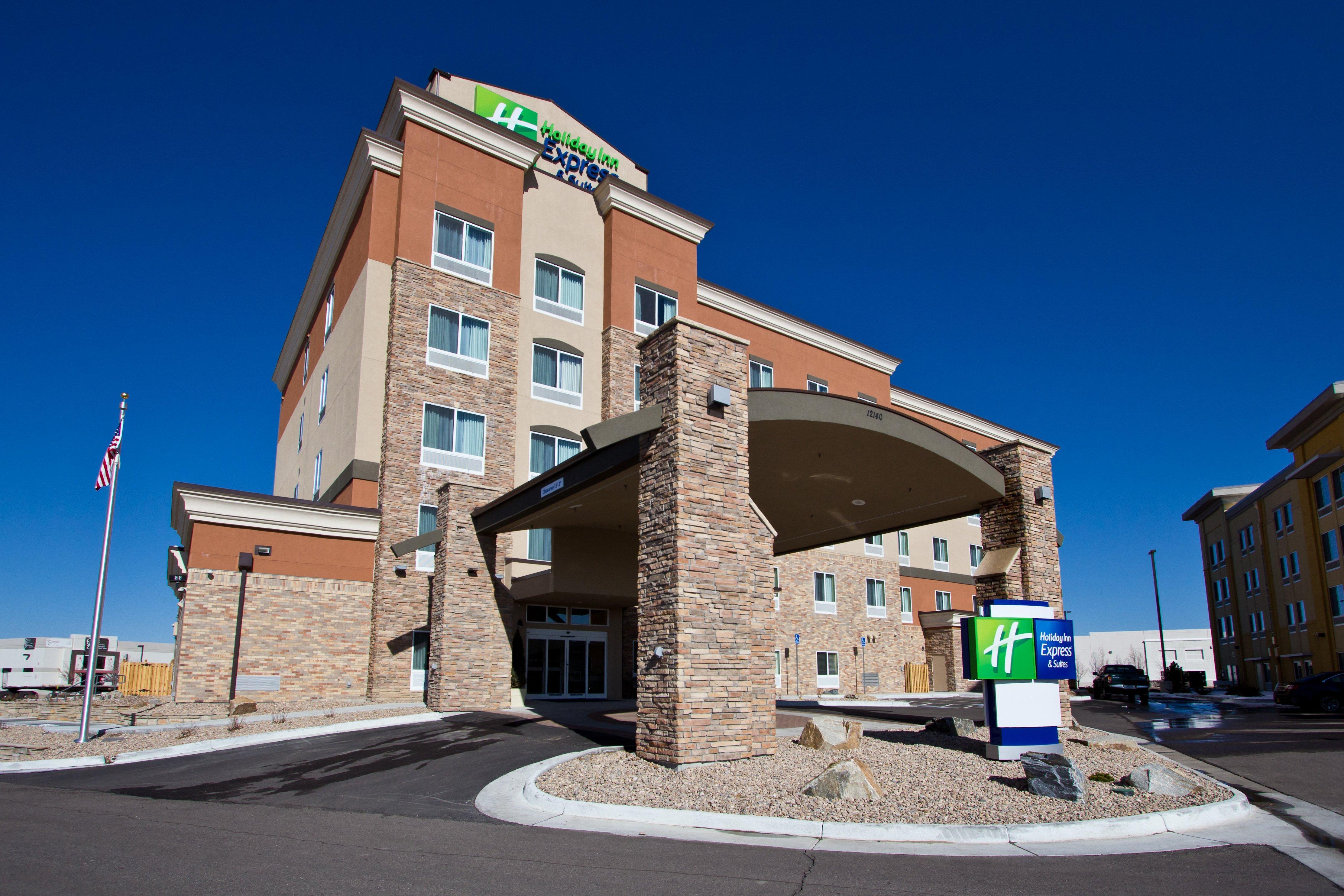 Holiday Inn Express And Suites Denver East Peoria Street By Ihg Buitenkant foto