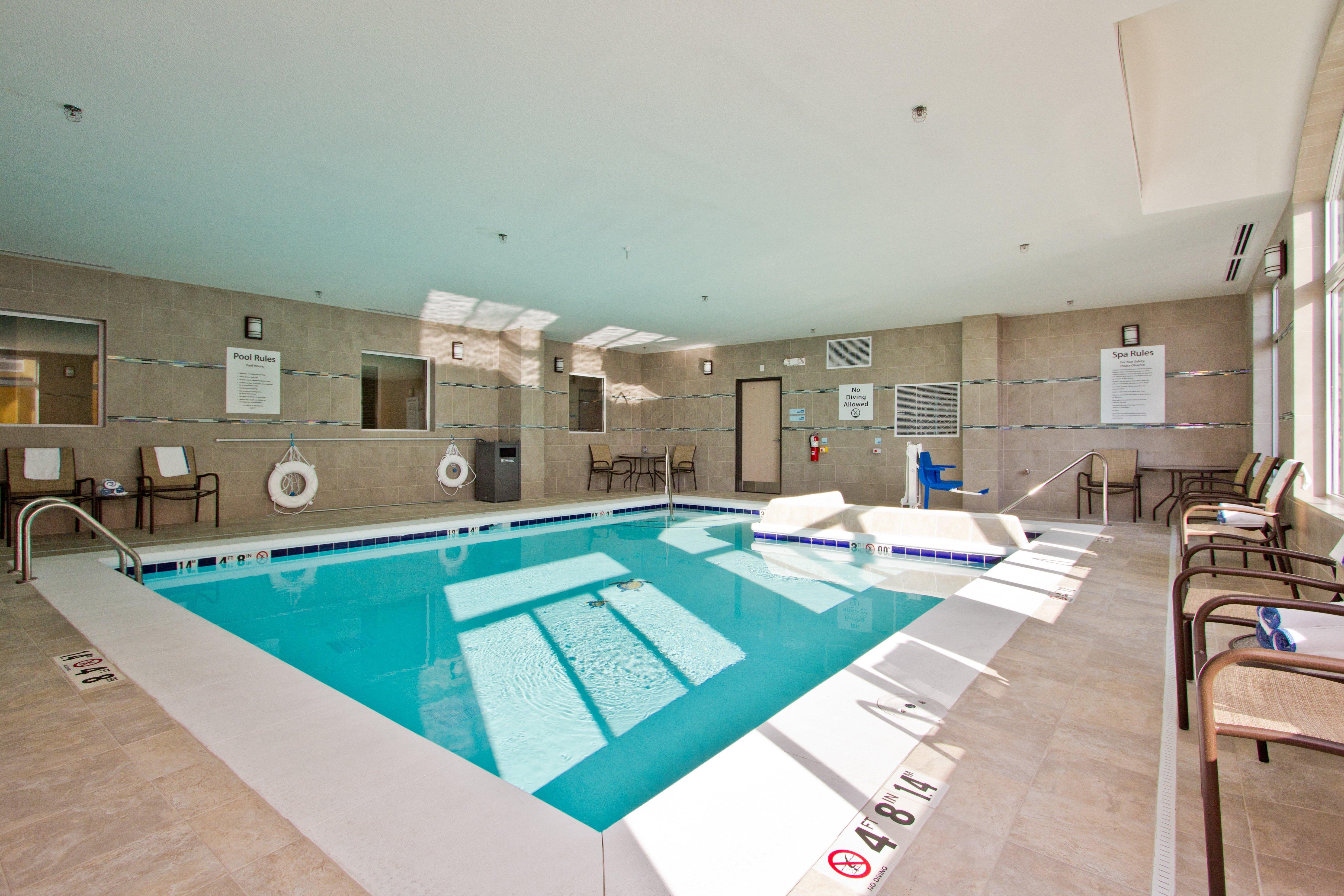 Holiday Inn Express And Suites Denver East Peoria Street By Ihg Buitenkant foto